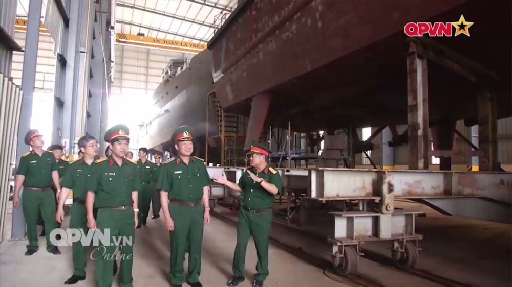 Ấn tượng quân sự Việt Nam tuần qua: Tăng tổng niên hạn sử dụng Su-22M4 lên trên 30 năm - Ảnh 2.