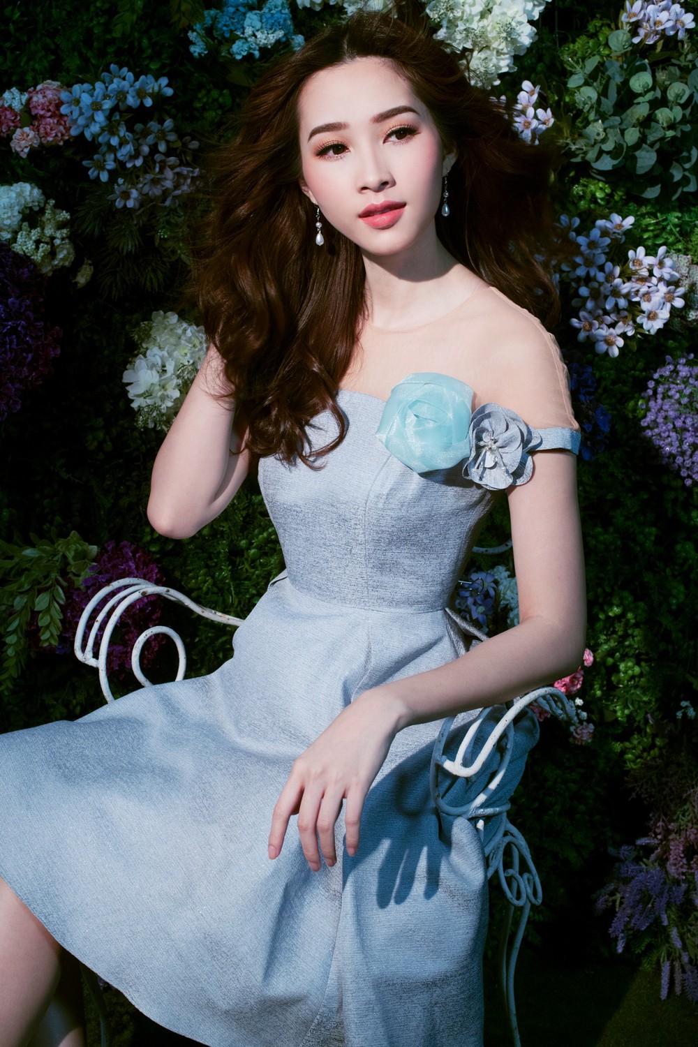 Hoa hậu Đặng Thu Thảo tung bộ ảnh xinh đẹp như thiên thần - Ảnh 7.