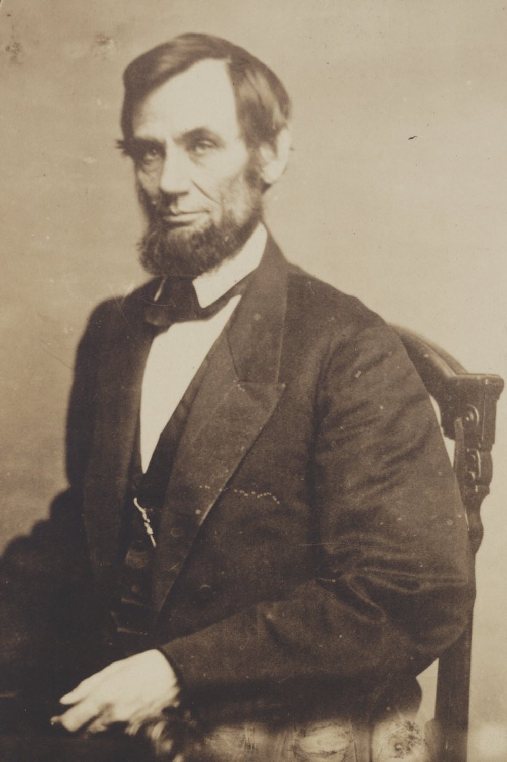 Đoạn mật mã kỳ lạ trong chiếc đồng hồ của Lincoln khắc trước 4 năm ngày ông bị ám sát - Ảnh 3.