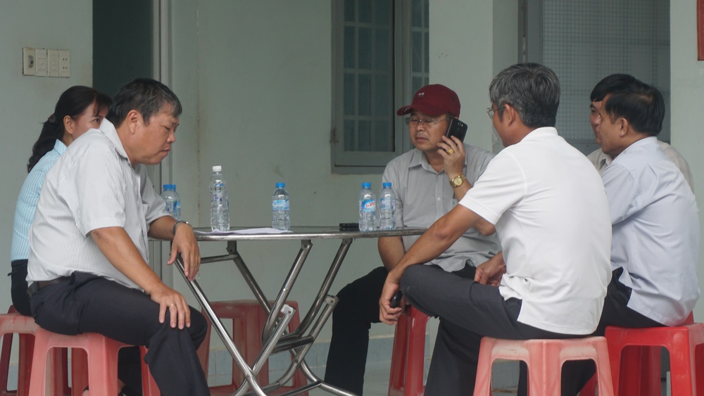 Lãnh đạo huyện Dương Minh Châu họp bàn , hỗ trợ các nạn nhân trong vụ tai nạn ở Tây Ninh.