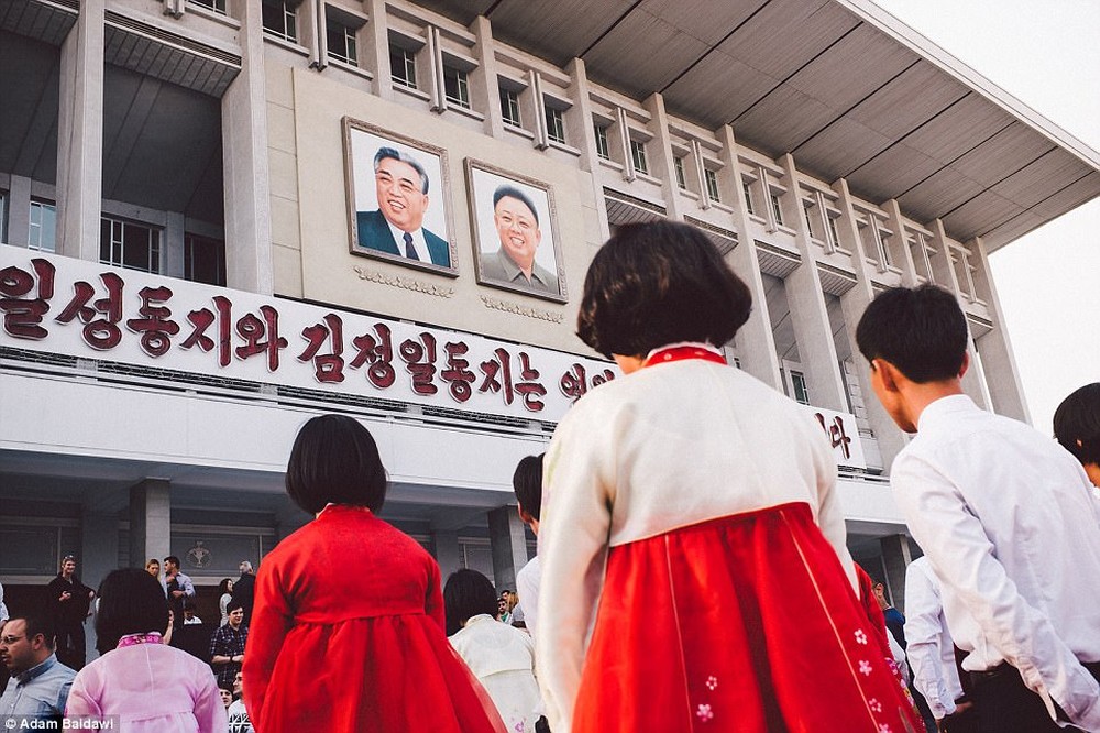 Những hình ảnh hiếm về đời sống thường nhật của người dân Triều Tiên lần đầu được tiết lộ - Ảnh 15.