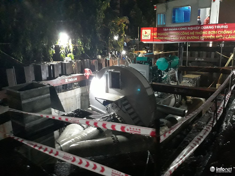 Ông chủ siêu máy bơm chống ngập: Nếu không hết ngập thì sao lấy tiền được - Ảnh 1.