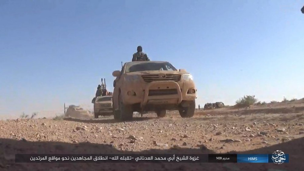 Chiếm Al-Suknah chưa được 3 ngày, IS lại gục ngã trước đòn tổng lực của quân Syria-Nga - Ảnh 2.