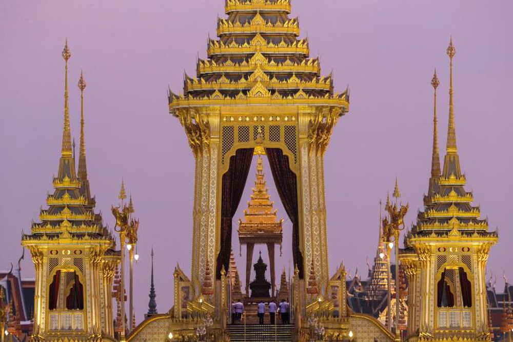 Toàn cảnh lễ hỏa táng cố Quốc vương Thái Lan Bhumibol - Ảnh 4.