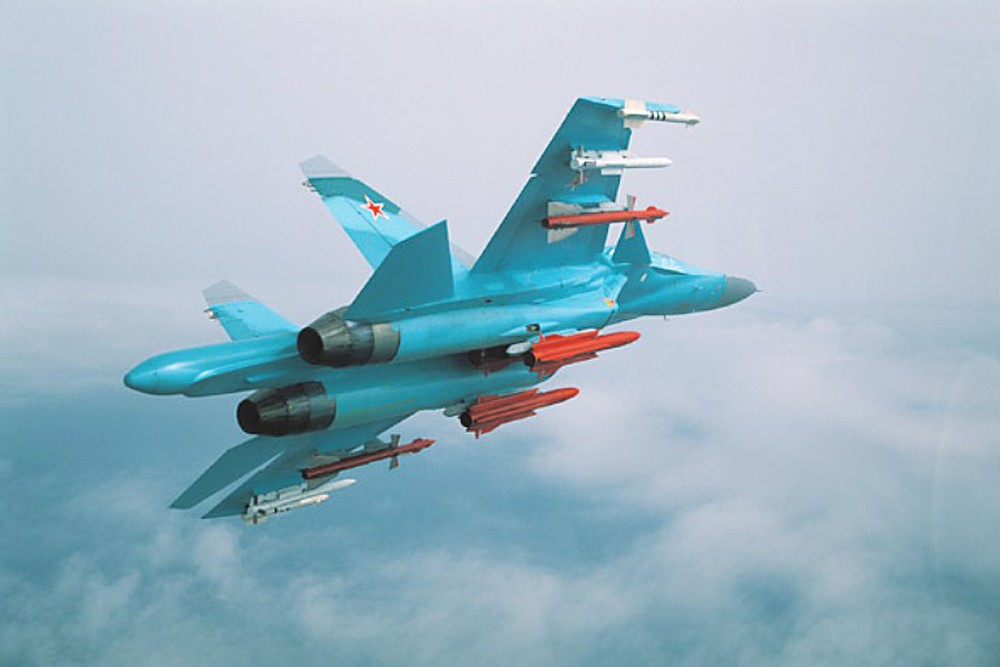 Không chiến Nga Mỹ: F-15 sẽ gặp tai họa nếu bám đuôi Su-34 - Đại Bàng Mỹ  bẽ bàng - Ảnh 1.