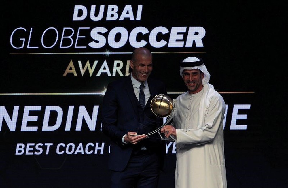Dây Ronaldo trúng... quả đậm cuối năm