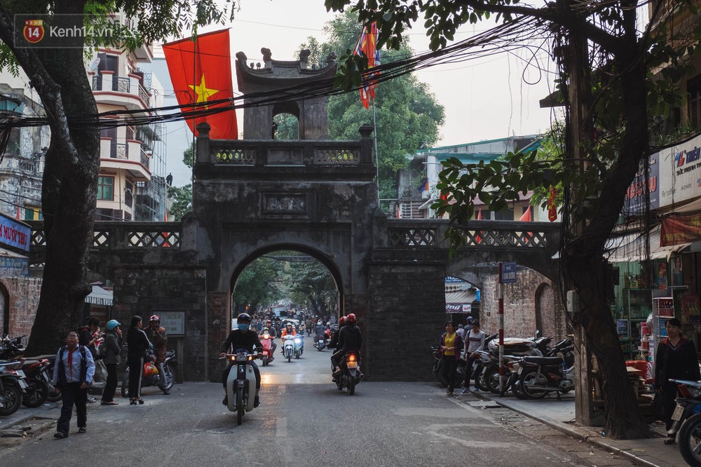 Chuyện người đàn ông ở Hà Nội 20 năm canh giữ cửa ô duy nhất còn lại của kinh thành Thăng Long xưa - Ảnh 12.