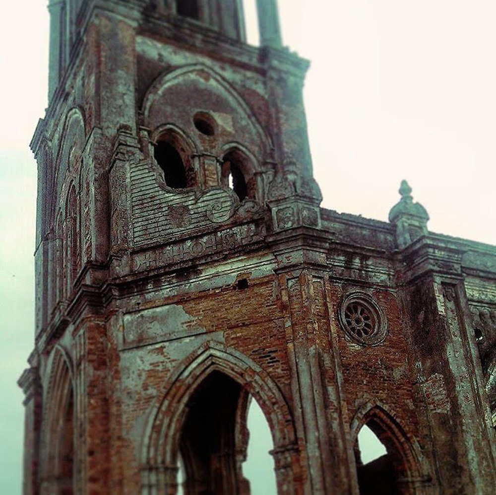 5 công trình bị bỏ hoang tại Việt Nam, muốn có những bức ảnh kì bí hết cả hồn thì nhất định phải đến! - Ảnh 32.