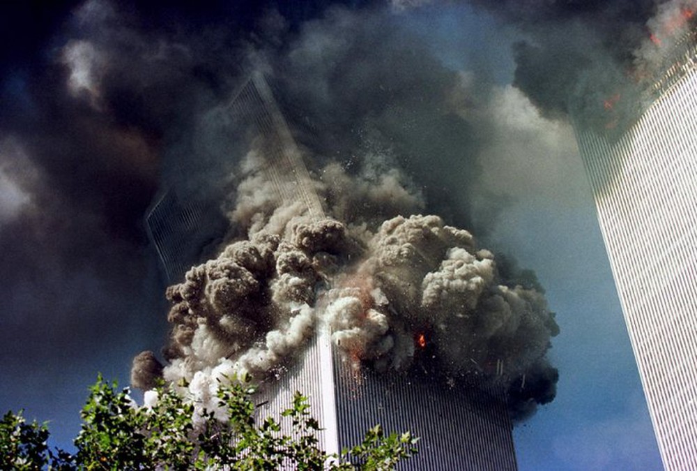 Những hình ảnh khiến nước Mỹ không thể quên vụ khủng bố 11/9 - Ảnh 7.