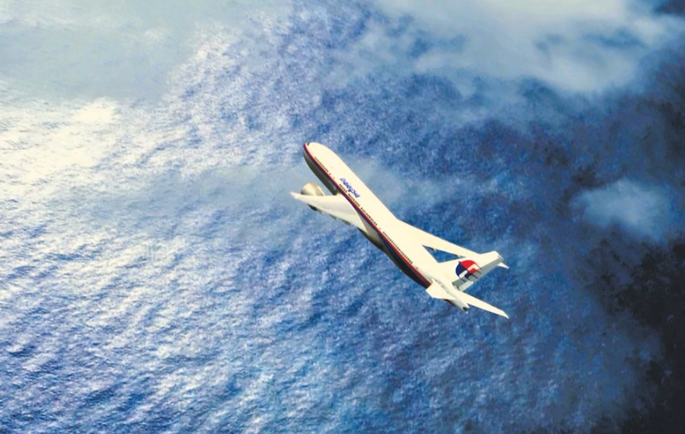 Phát hiện mới về phần thân máy bay MH370 trong rừng rậm Campuchia có giúp làm sáng tỏ bí ẩn? - Ảnh 1.