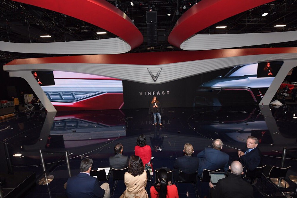 Hé lộ sân khấu VinFast tại Paris Motor Show trước giờ G: Mang cả biểu tượng hoa sen tới nước Pháp - Ảnh 5.