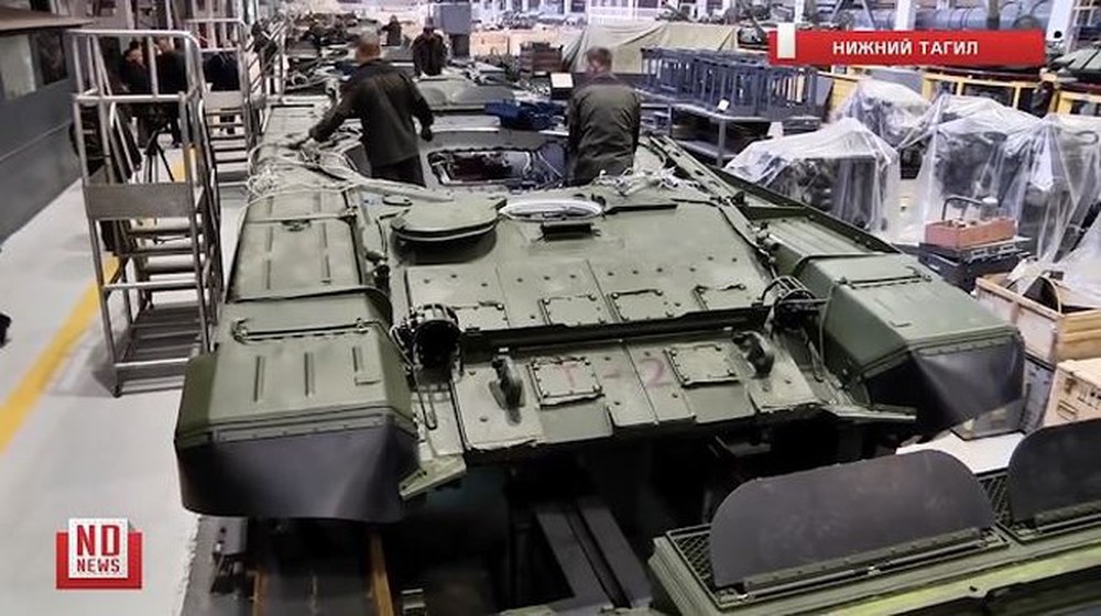 Những chiếc xe tăng T-90S Việt Nam đã xuất hiện trên thao trường Nga - Ảnh 6.