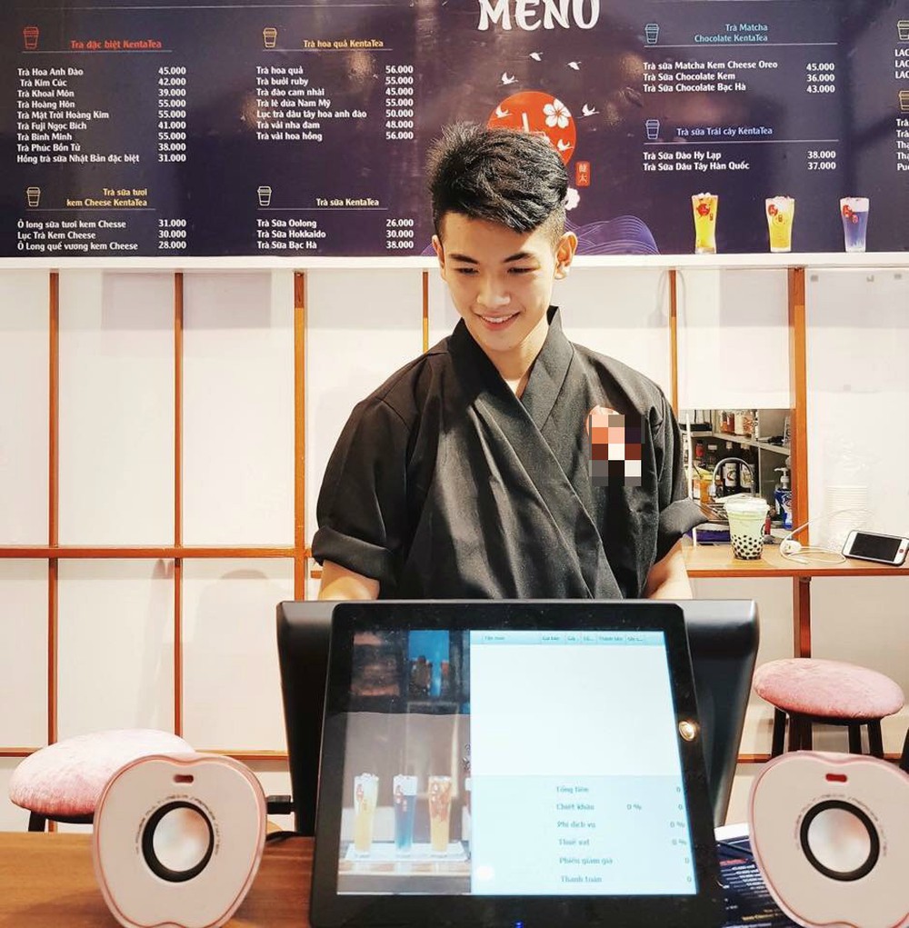 Danh tính hotboy tiệm trà sữa ở Hà Nội khiến dân mạng truy tìm ráo riết những ngày qua - Ảnh 3.