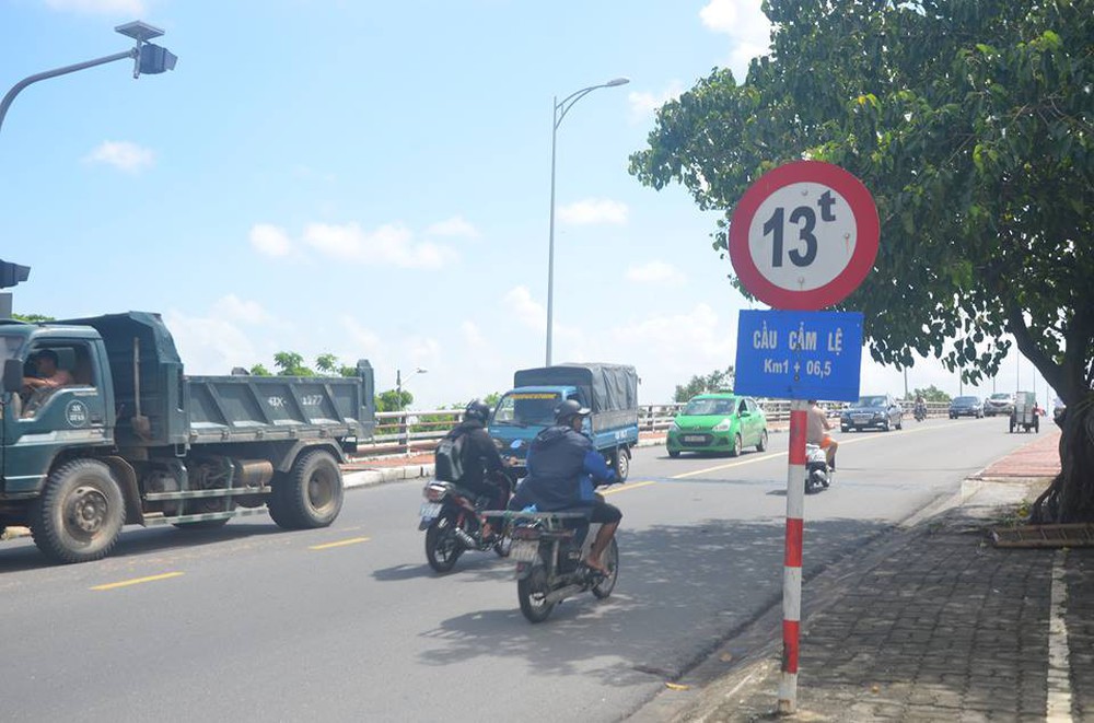 Vụ cướp máy bay từng gây chấn động ở Đà Nẵng: Không tặc điên cuồng bắn phá, nhảy xuống từ không trung để khỏi bị bắt - Ảnh 4.