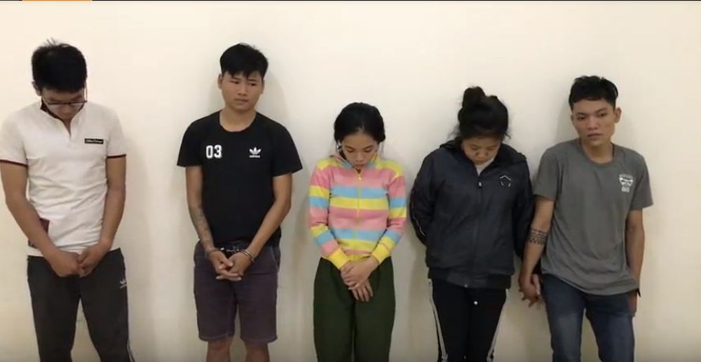 2 cô gái trẻ cùng đồng bọn nghiện ma túy gây ra hàng loạt vụ trộm ở Sài Gòn - Ảnh 1.