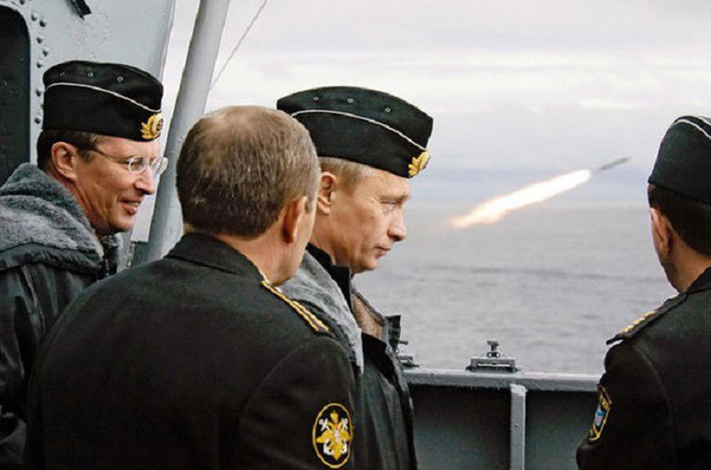 TT Putin trả lời câu hỏi hóc búa: Ông có ấn nút hạt nhân khi cả nhân loại nằm trong tay? - Ảnh 1.