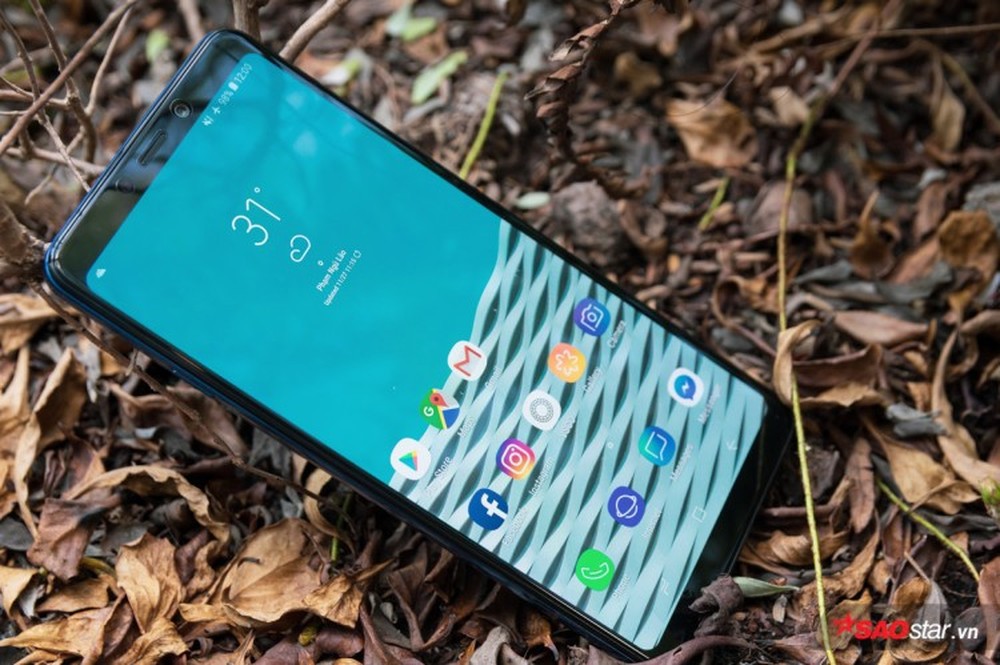 Mở hộp Samsung Galaxy A9 (2018): Màu sắc đẹp khó cưỡng, cụm 4 camera độc đáo! - Ảnh 4.