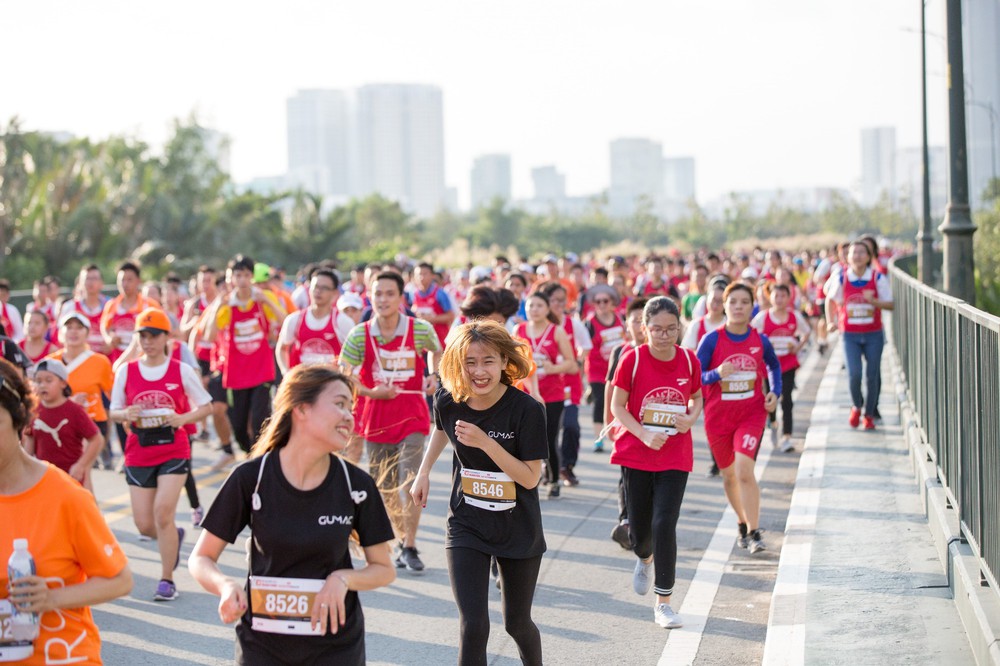 Giải Marathon quốc tế TP.HCM Techcombank 2018 thu hút gần một vạn người tham gia - Ảnh 2.