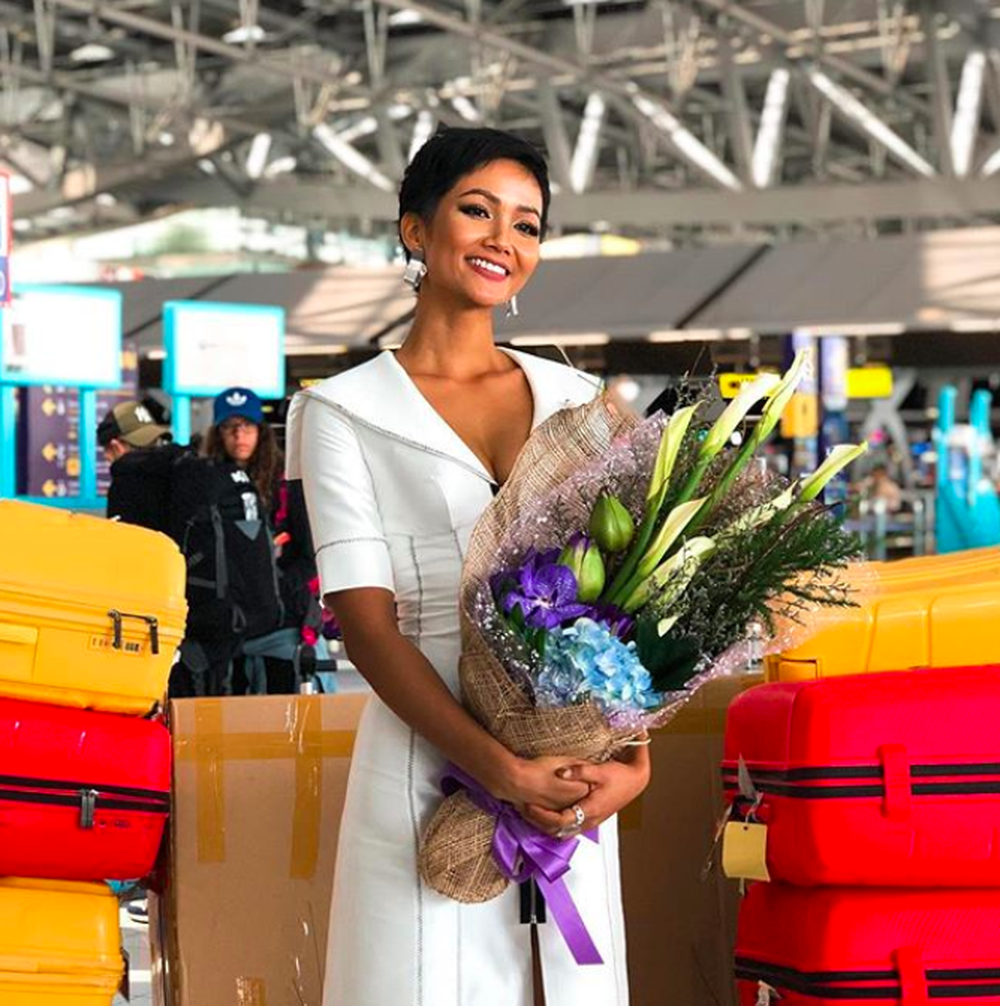 Kiêu hãnh trên đất khách, HHen Niê bật khóc tại sân bay Việt Nam sau thành tích lịch sử Top 5 Miss Universe 2018 - Ảnh 4.