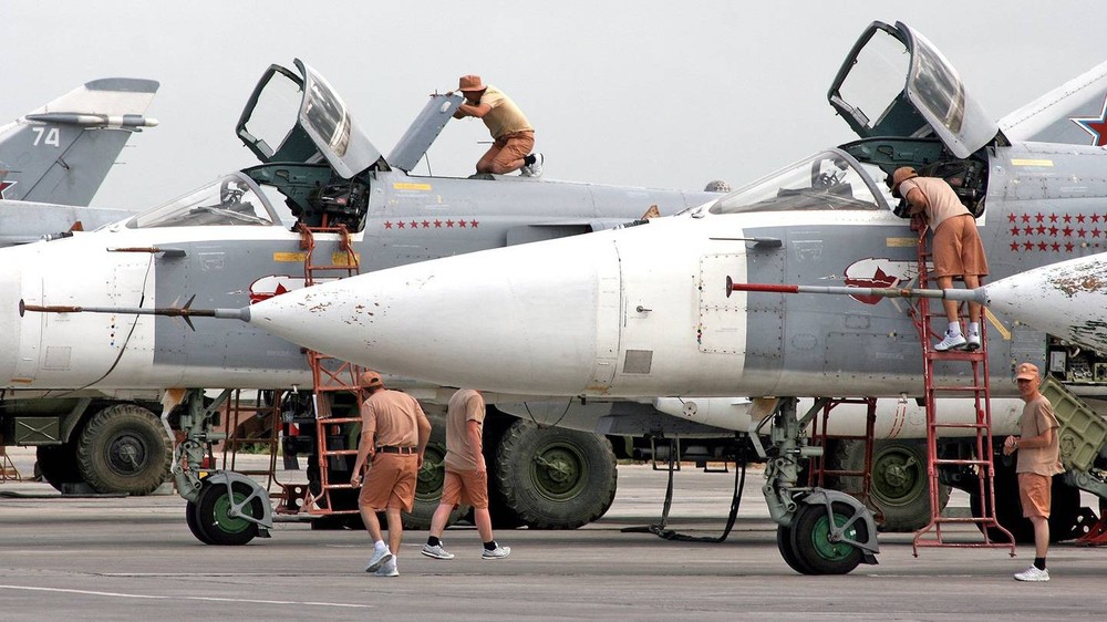 Bí ẩn những ngôi sao chiến công trên chiến đấu cơ Nga ở Syria: Tiêm kích Su-57 có đầy sao - Ảnh 1.
