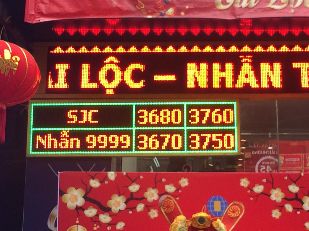 Giá vàng 9999 hôm nay bao nhiêu tiền một chỉ? - Ảnh 2.