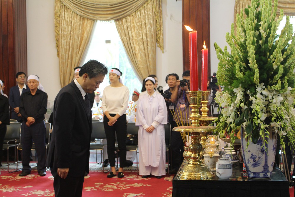 Nhiều đoàn ngoại giao đến viếng cố Thủ tướng Phan Văn Khải - Ảnh 7.