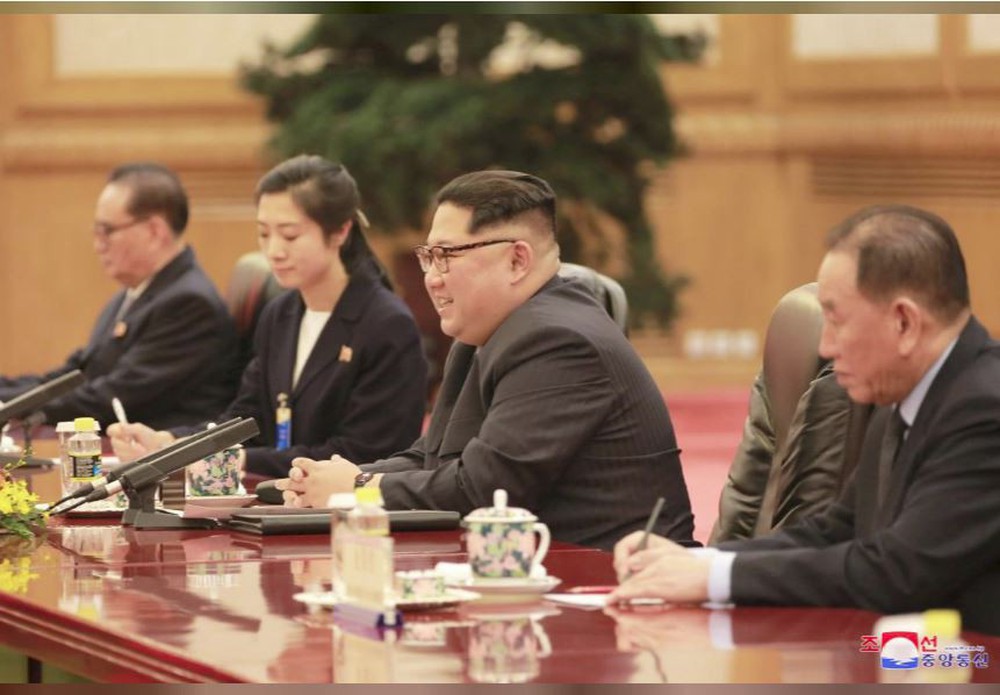 KCNA công bố loạt ảnh mãn nhãn về chuyến thăm Trung Quốc của nhà lãnh đạo Kim Jong-un - Ảnh 6.