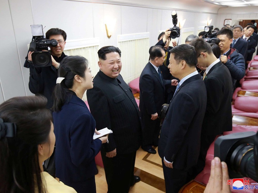 KCNA công bố loạt ảnh mãn nhãn về chuyến thăm Trung Quốc của nhà lãnh đạo Kim Jong-un - Ảnh 20.
