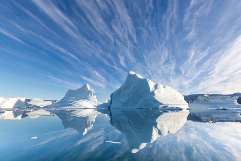Tại sao lại có tảng băng vừa xanh vừa sọc này? Câu trả lời sẽ giúp bạn hiểu thiên nhiên tuyệt diệu đến thế nào - Ảnh 1.