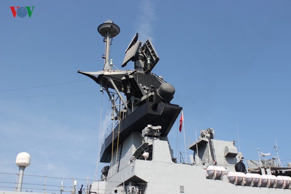 3 tàu Hải quân của Ấn Độ thăm thành phố Đà Nẵng - Ảnh 4.