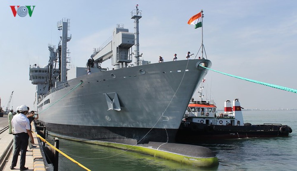 3 tàu Hải quân của Ấn Độ thăm thành phố Đà Nẵng - Ảnh 6.