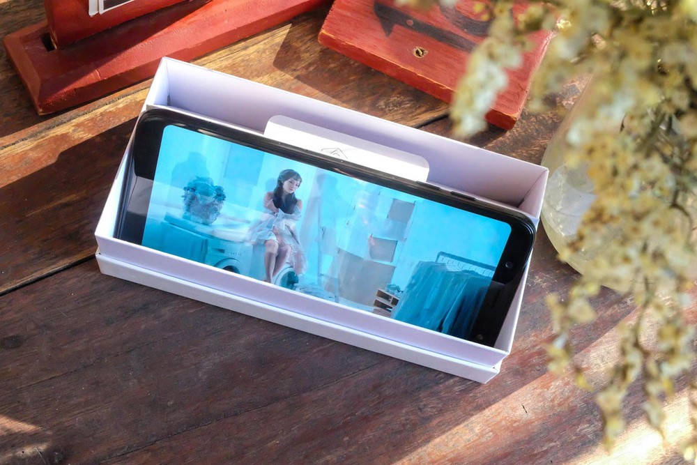Xem phim trên smartphone thêm đã với trải nghiệm mới: Màn hình tràn viền và hiệu ứng âm thanh vòm - Ảnh 3.
