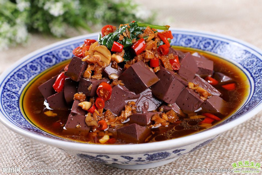 Tiết dê đặc biệt tốt cho sức khỏe: Ai nên ăn, ai nên tránh? - Ảnh 1. Tiết dê đặc biệt tốt cho sức khỏe: Ai nên ăn, ai nên tránh? - Ảnh 1.