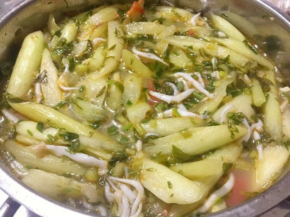 Cá ngần sông Đà giá 300.000 đồng/kg gây “sốt” thị trường - Ảnh 8.