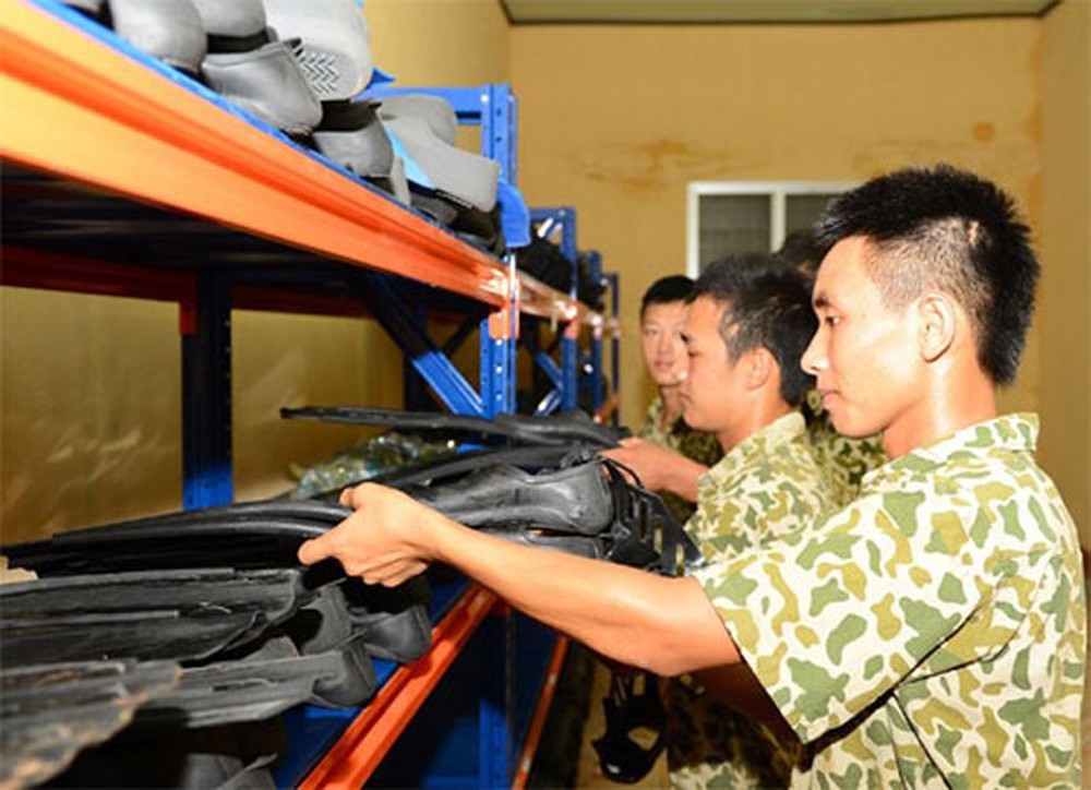 Báo Trung Quốc: Đặc công hải quân Việt Nam thật đáng gờm, từng đánh chìm cả tàu sân bay Mỹ - Ảnh 2.
