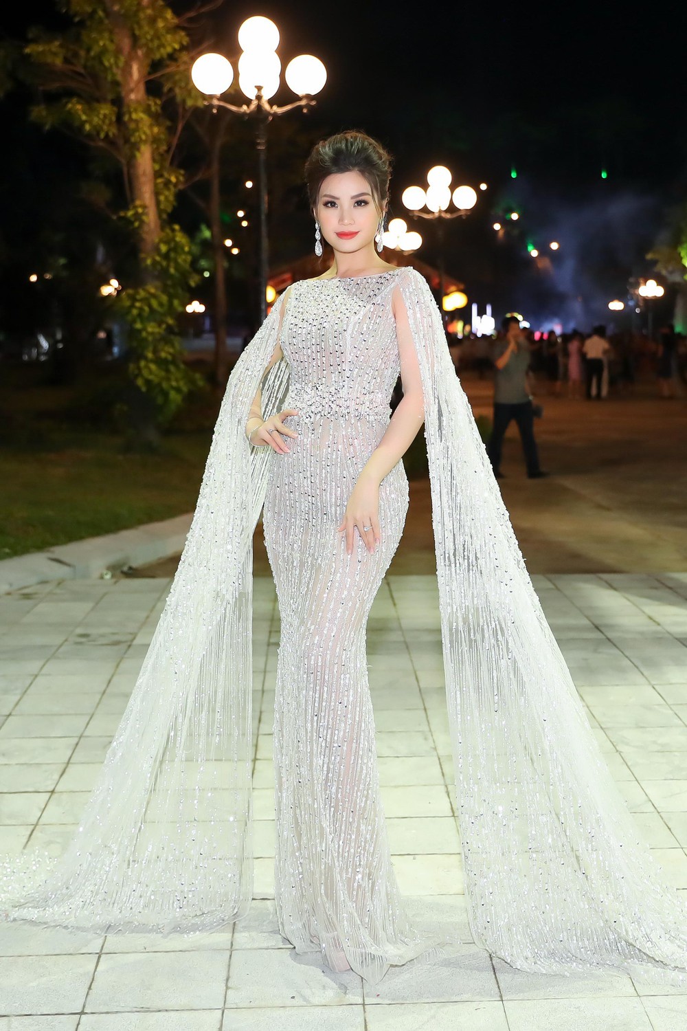 Thảm đỏ 30 năm Hoa hậu Việt Nam: Cuộc hội ngộ hiếm có của dàn Hoa hậu, Á hậu các thế hệ! - Ảnh 7.