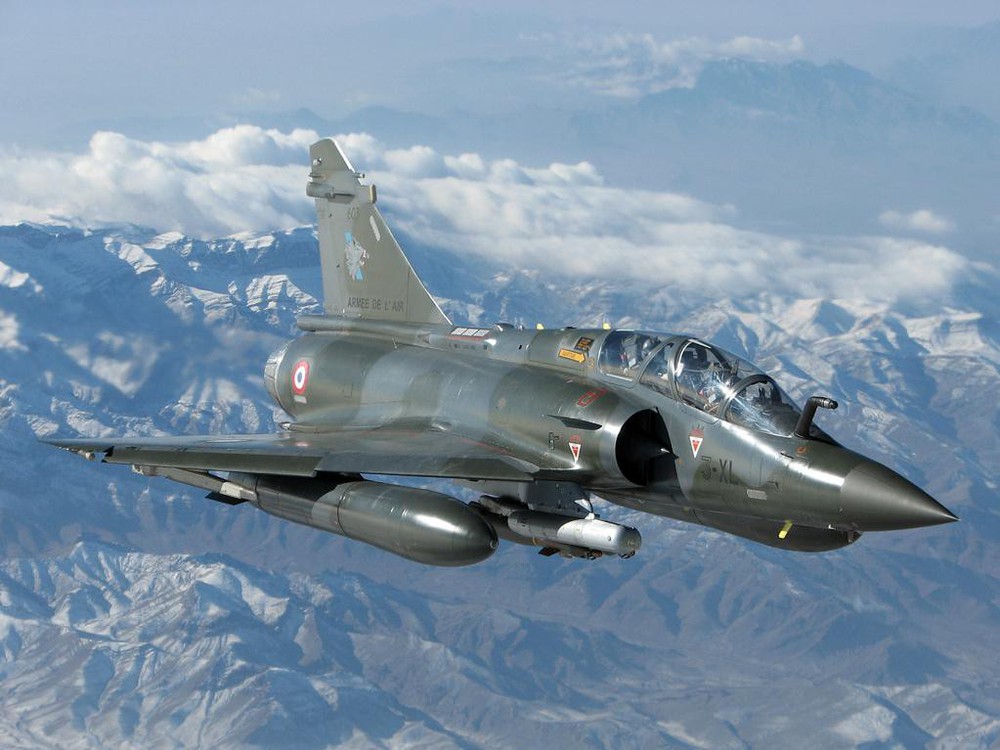 Việt Nam mua hụt 24 tiêm kích Mirage-2000 từ Pháp: Cơ hội mở ra với tiêm kích Sukhoi Nga - Ảnh 1.