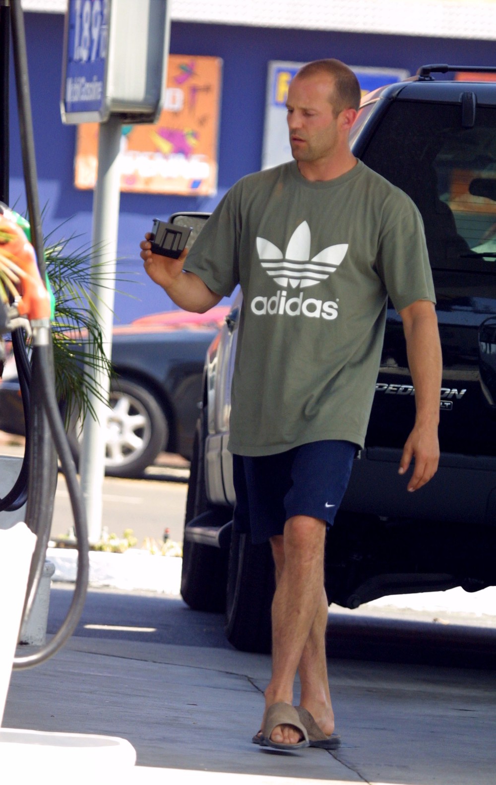 Superstar Jason Statham: The trickster peddler and the rich man is addicted to slippers - Photo 18.