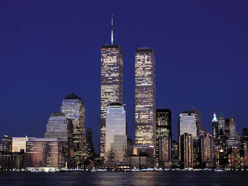 23 bức ảnh nhuốm màu đau thương vụ khủng bố 11/9 - Ảnh 1.