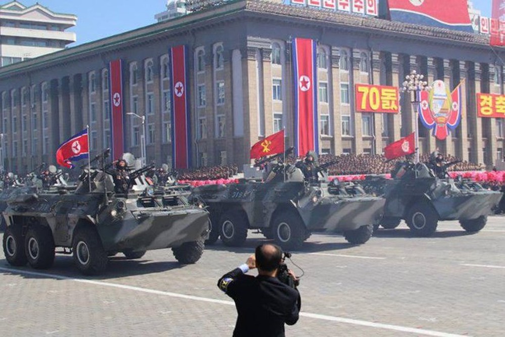 Hình ảnh quân đội và vũ khí Triều Tiên trong lễ diễu binh 9/9 - Ảnh 15.