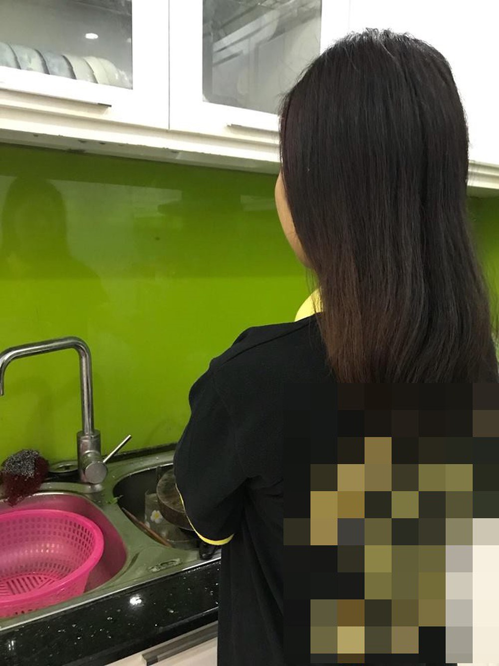 Thanh niên kể người yêu dùng nửa tháng lương đi từ thiện, câu cuối khiến nhiều người bức xúc - Ảnh 2.