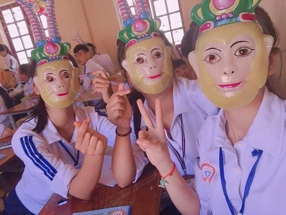 Cả lớp cùng đeo mặt nạ Tề Thiên Đại Thánh đón Trung thu, dân mạng đồng loạt khen ngợi ôi, lớp người ta - Ảnh 2.