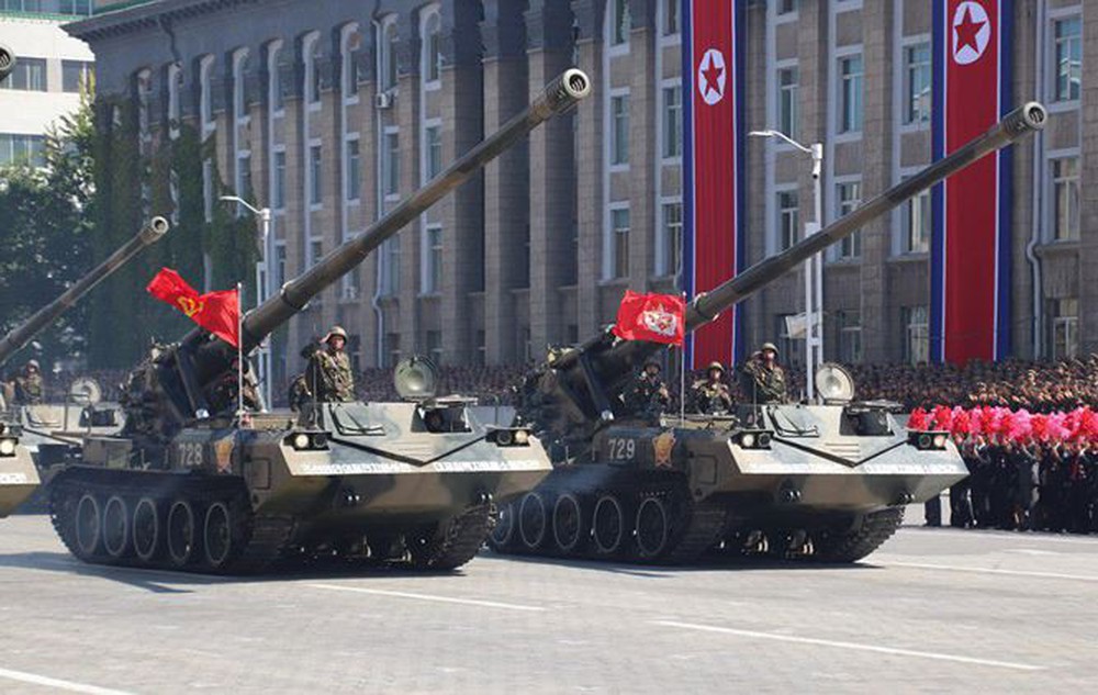 Những hình ảnh đầu tiên trong lễ duyệt binh quân sự hoành tráng của Triều Tiên - Ảnh 4.
