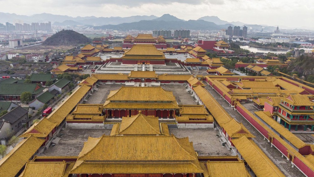 Bí mật trong phim trường lớn nhất Trung Quốc: Anh hùng, Diên Hi Công Lược từng quay ở đây - Ảnh 3.