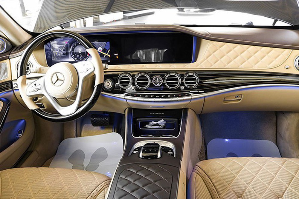 Mẫu ô tô này vừa được Mercedes-Benz tăng giá 400 triệu đồng - Ảnh 6.