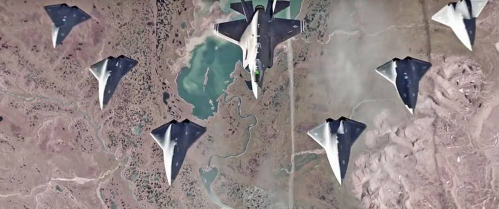 Bí ẩn người bạn chiến đấu mới của Su-57 Nga - Ảnh 2.
