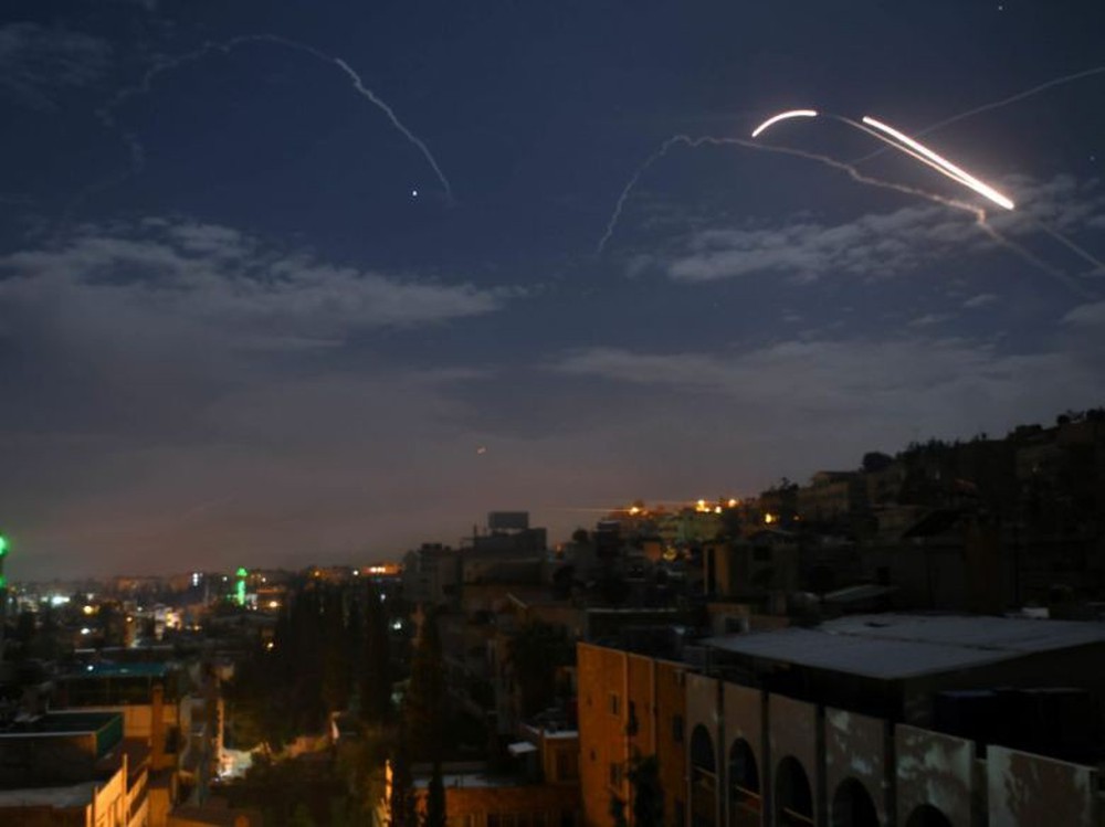 Israel-Iran chỉ chơi trò mèo vờn chuột ở Syria, Nga không cần hãm phanh để ngăn chặn rủi ro? - Ảnh 1.