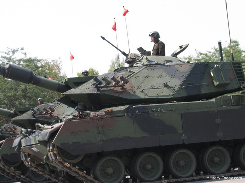 Xe tăng Sabra - “Sát thủ” đáng sợ của Israel trong chiến tranh hiện đại - Ảnh 13.