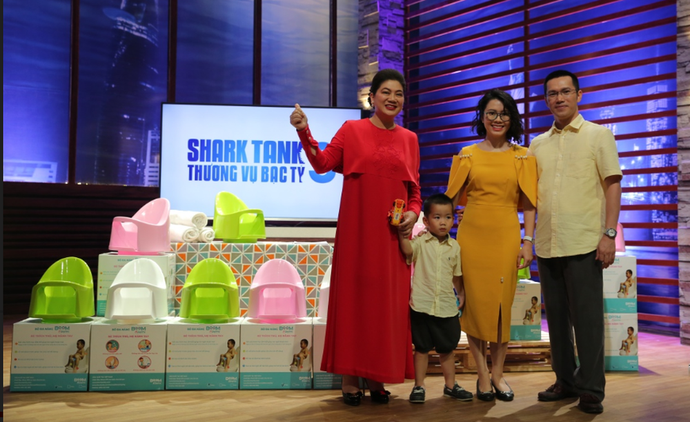 Shark bà ngoại đầu tư 2,5 tỷ cho startup bô trẻ em để làm quà cho cháu ngoại khiến Shark Hưng sang chấn - Ảnh 2.