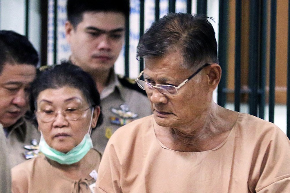 Bi kịch của cựu Vương phi Thái Lan bị phế truất: Nhận bạc tỉ nhưng phải từ bỏ con trai, cha mẹ 70 tuổi ngồi tù vì tham nhũng - Ảnh 7.